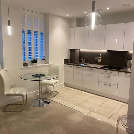 Unrivalled Location - Five Star - Worcester Apartment Dış mekan fotoğraf