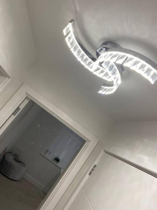 Unrivalled Location - Five Star - Worcester Apartment Dış mekan fotoğraf