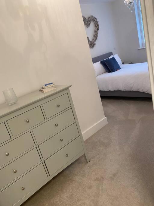 Unrivalled Location - Five Star - Worcester Apartment Dış mekan fotoğraf