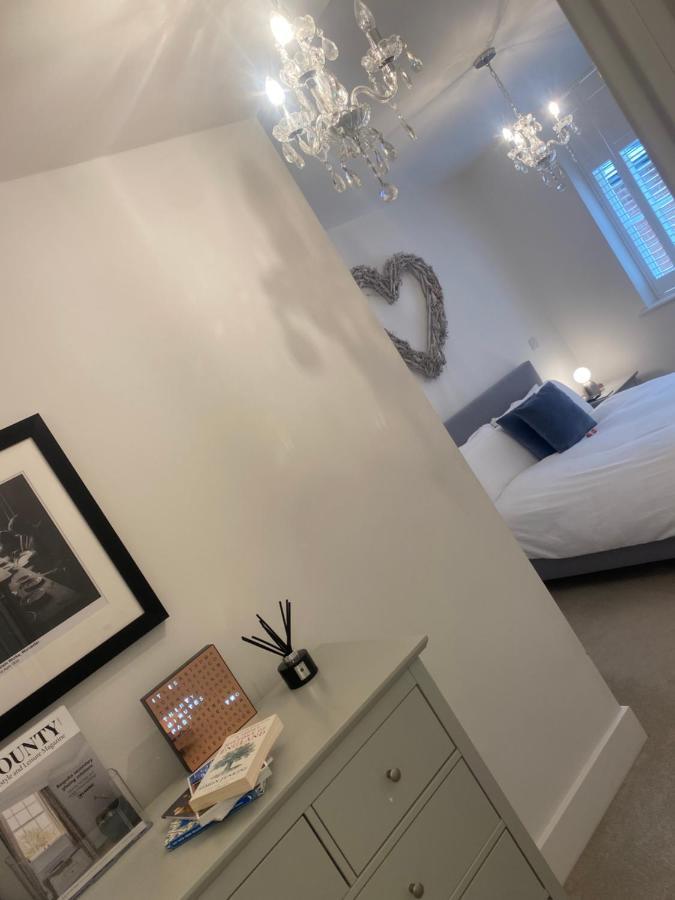Unrivalled Location - Five Star - Worcester Apartment Dış mekan fotoğraf